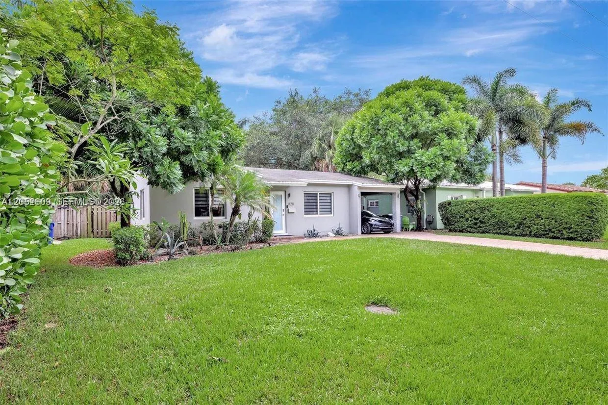 Alquilada 828 SW 15th Street, Fort Lauderdale, FL 33315, Fort Lauderdale, FL 33315