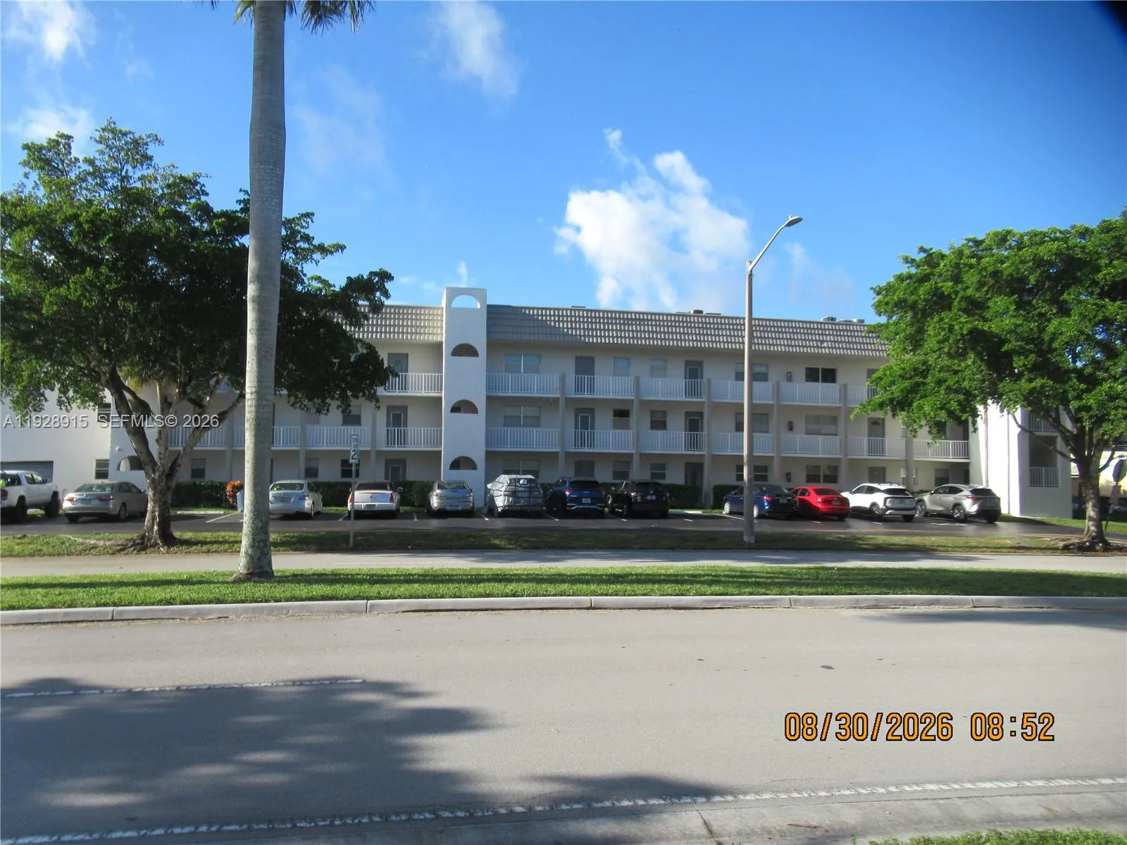 En Renta 8285 Sunrise Lakes Boulevard 208, Sunrise, FL 33322, Sunrise, FL 33322