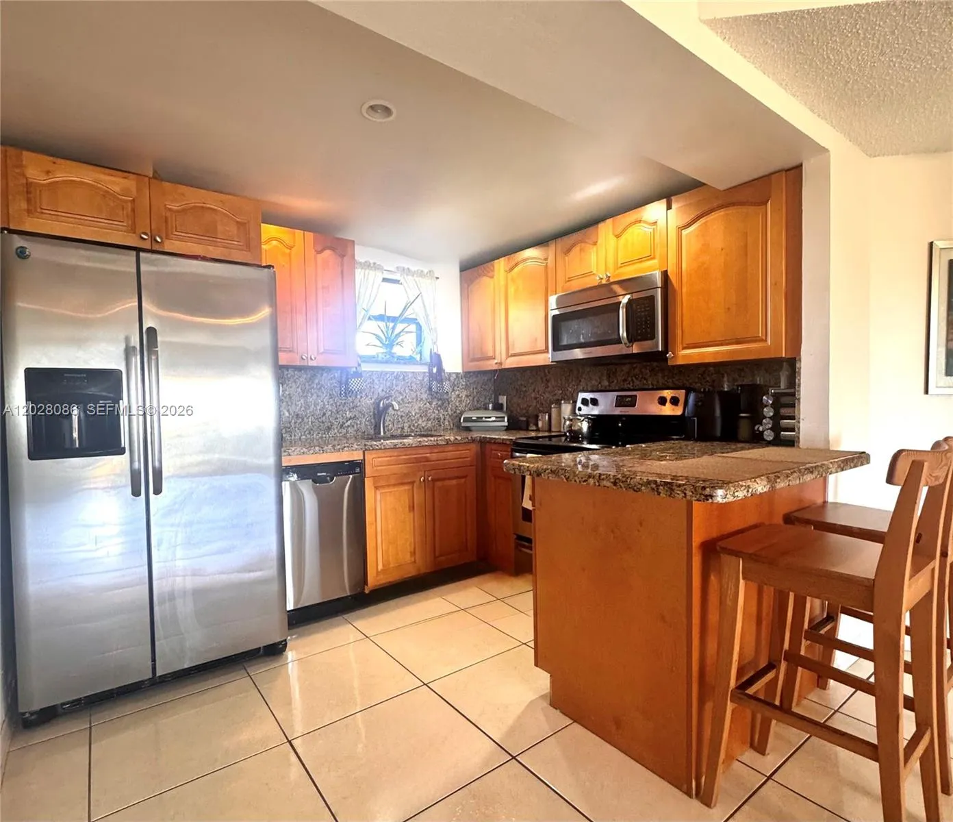 Foto de propiedad en 8290 Lake Drive 506, Doral, FL 33166 Doral con MLS# 