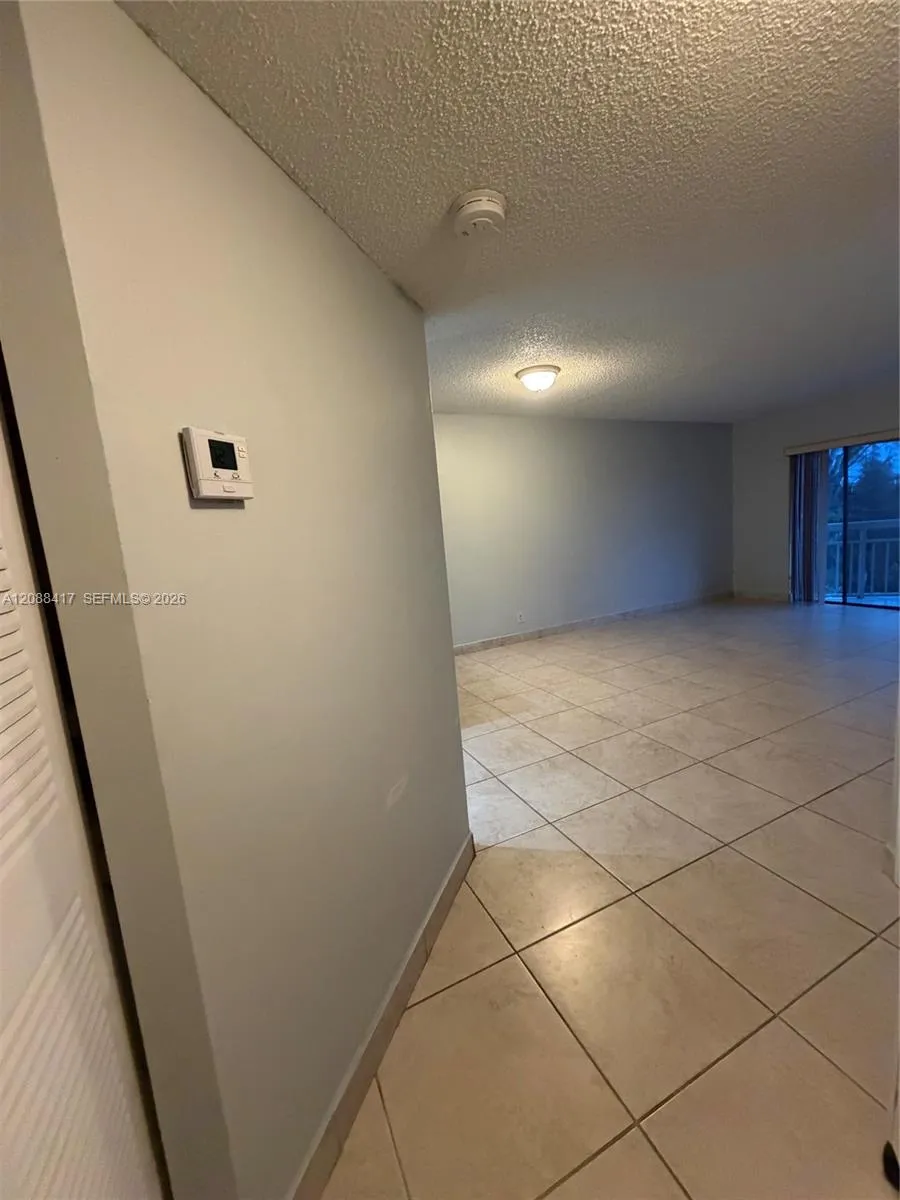 En Renta 8290 Lake Drive 540, Doral, FL 33166, Doral, FL 33166