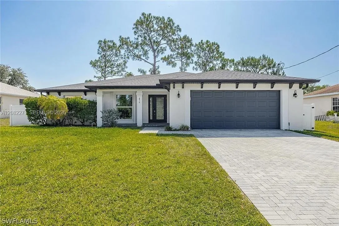En Venta 830 Angelo Avenue, Lehigh Acres, FL 33971, Lehigh Acres, FL 33971