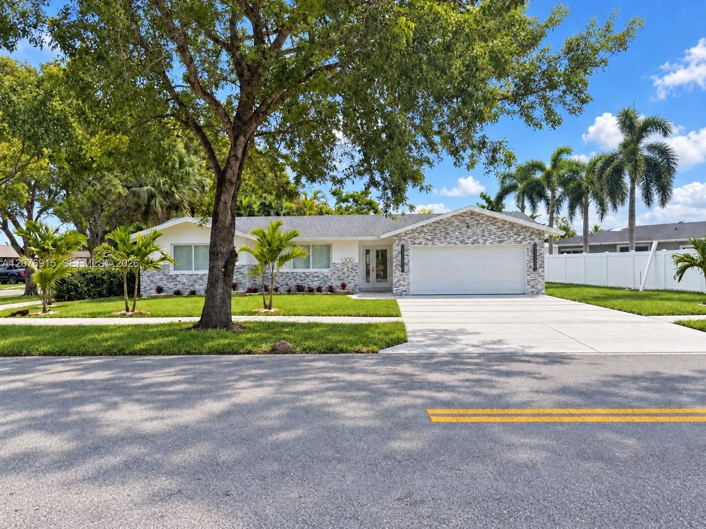 En Venta 8300 SW 26th Place, Davie, FL 33328, Davie, FL 33328