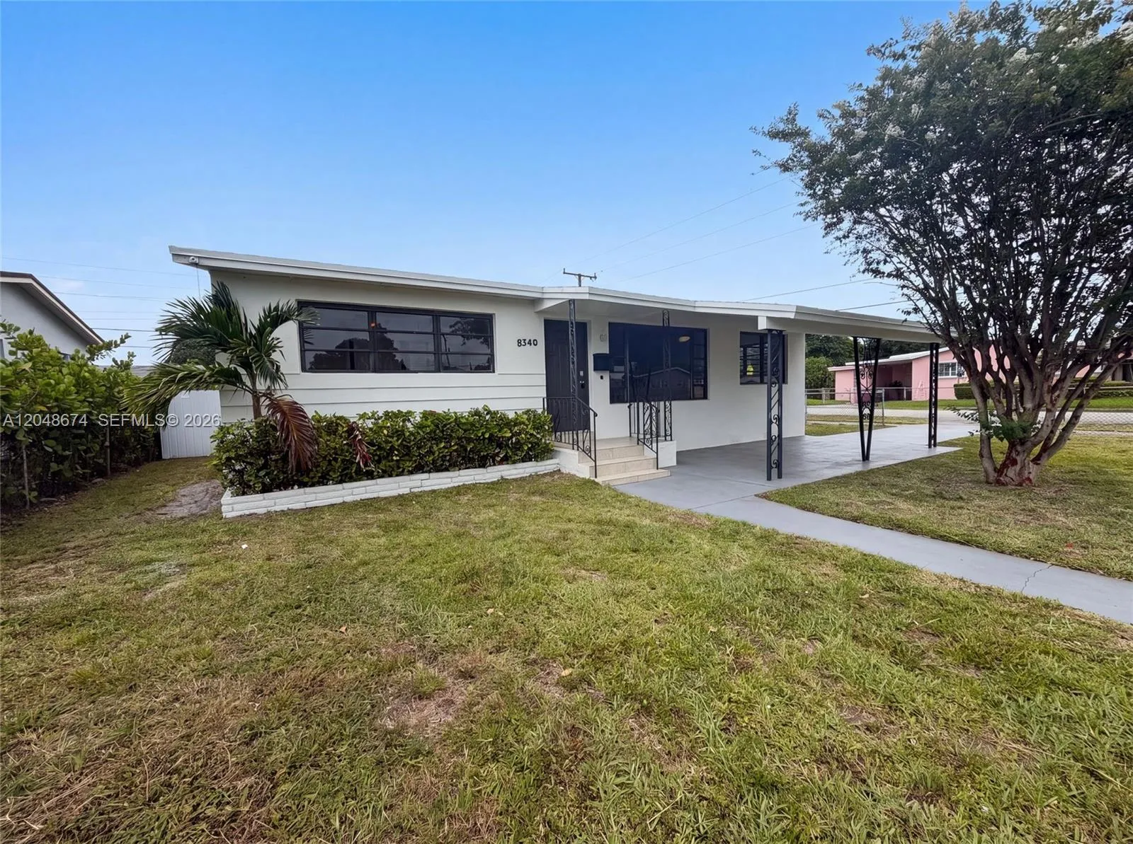 Vendido 8340 NW 22nd Place, Miami, FL 33147, Miami, FL 33147