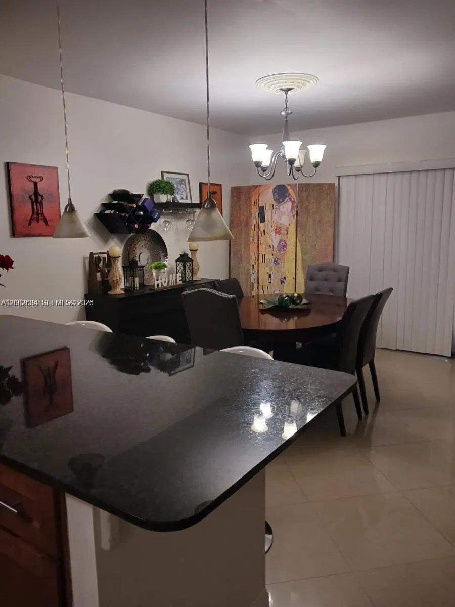 Foto de propiedad en 8340 SW 154th Avenue 63, Miami, FL 33193 Miami con MLS# 
