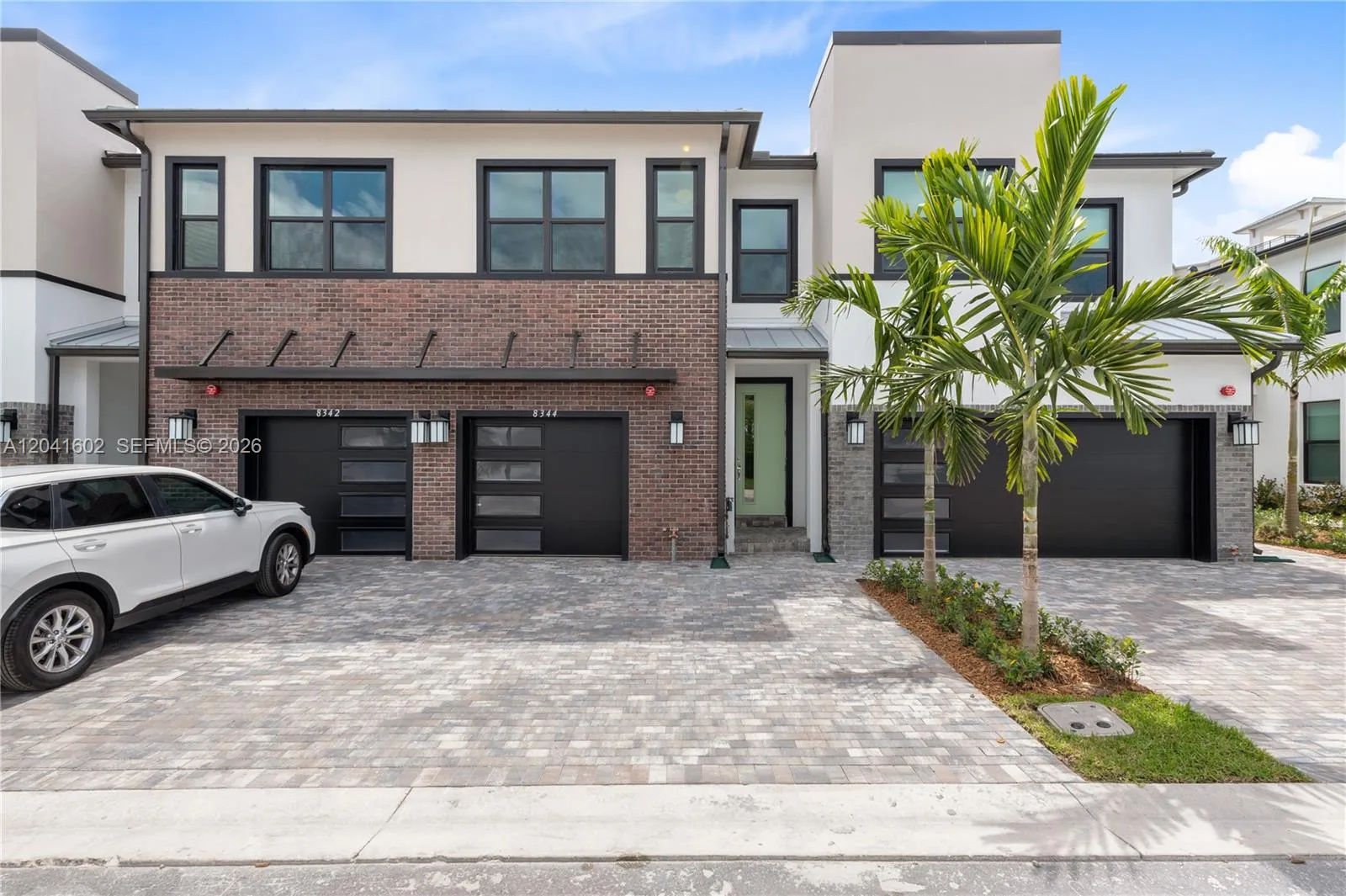 Foto de propiedad en 8344 NW 7th Court 8344, Plantation, FL 33324 Plantation con MLS# 
