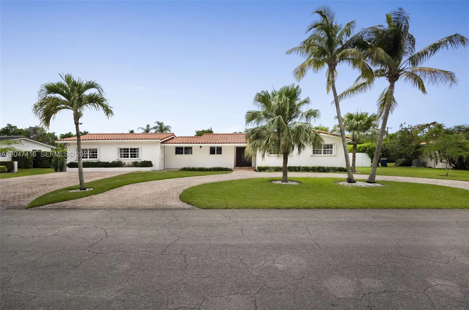 En Venta 8345 SW 90th Street, Miami, FL 33156, Miami, FL 33156