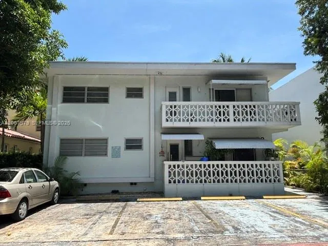 Foto de propiedad en 835 Meridian Avenue 3, Miami Beach, FL 33139 Miami Beach con MLS# 