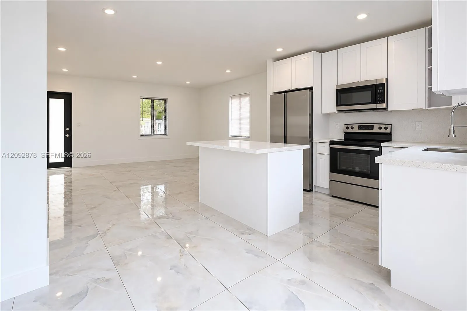 En Venta 835 NW 126th Street, North Miami, FL 33168, North Miami, FL 33168