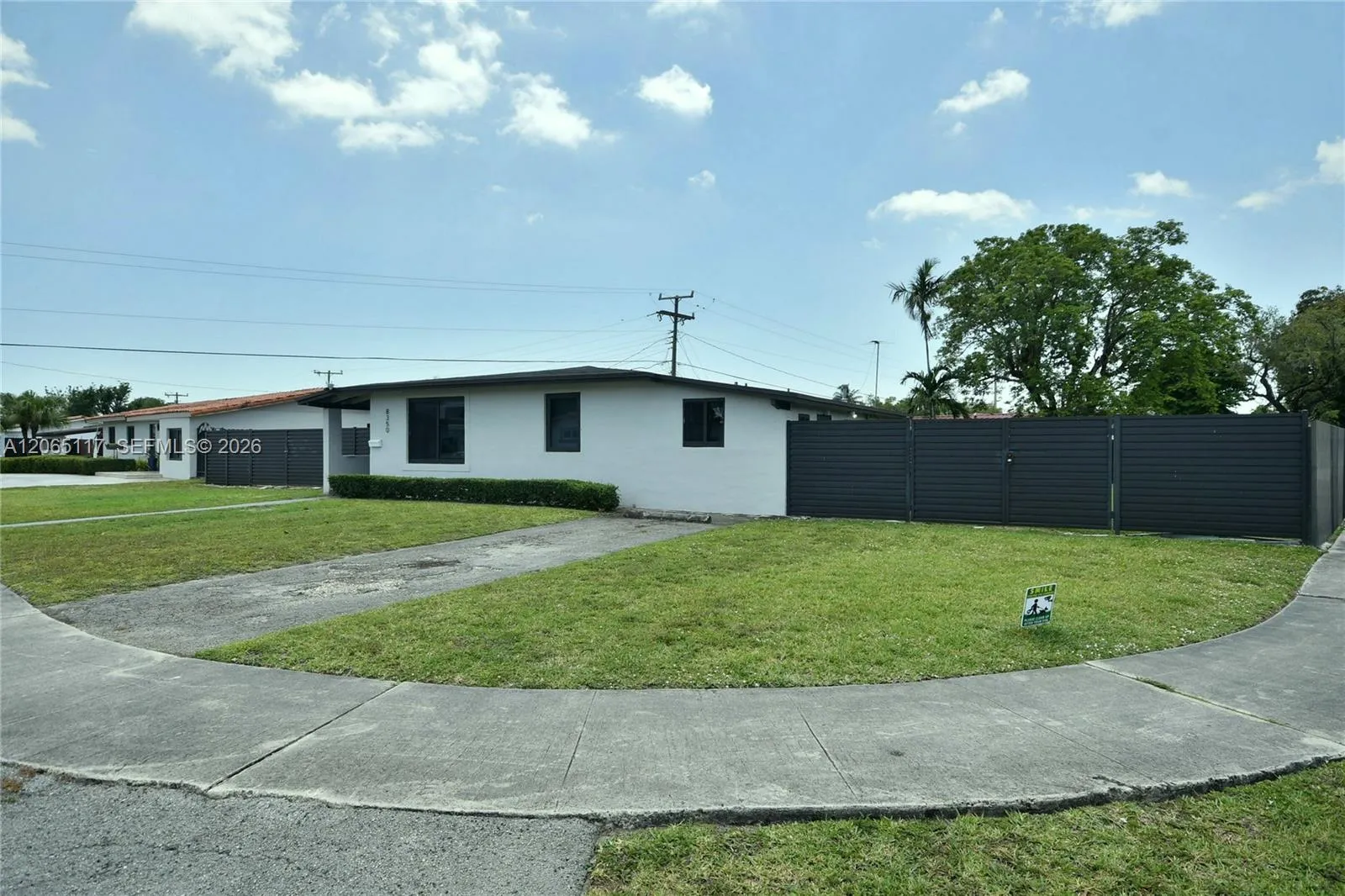 En Venta 8350 SW 12th Terrace, Miami, FL 33144, Miami, FL 33144