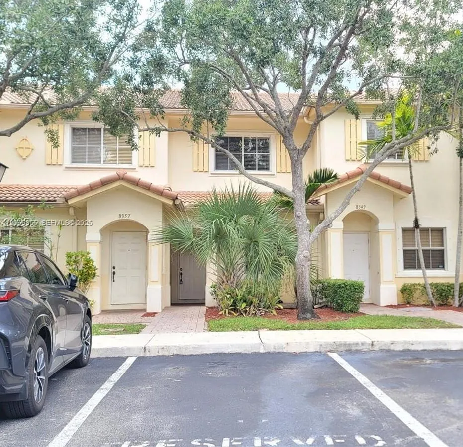 Foto de propiedad en 8353 SW 26th Street 104, Miramar, FL 33025 Miramar con MLS# 