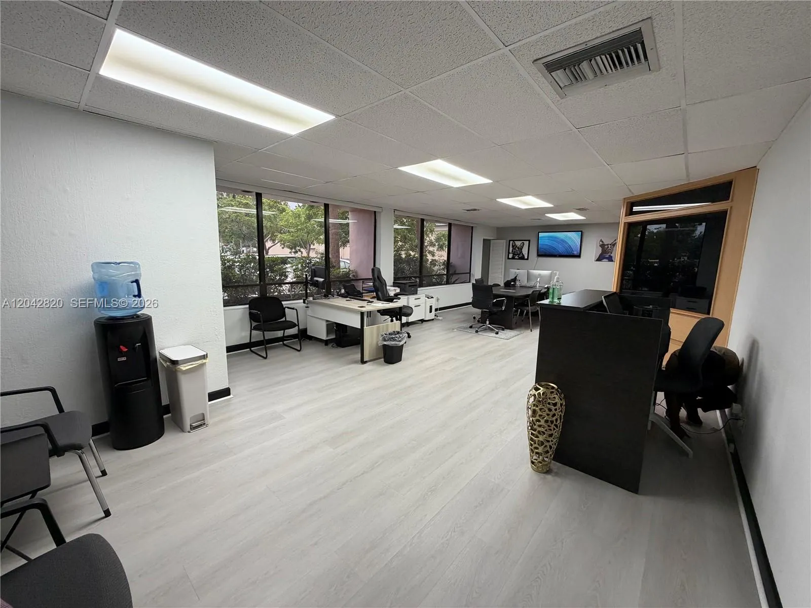 Alquilada 8358 W Oakland Park Boulevard 101, Sunrise, FL 33351, Sunrise, FL 33351