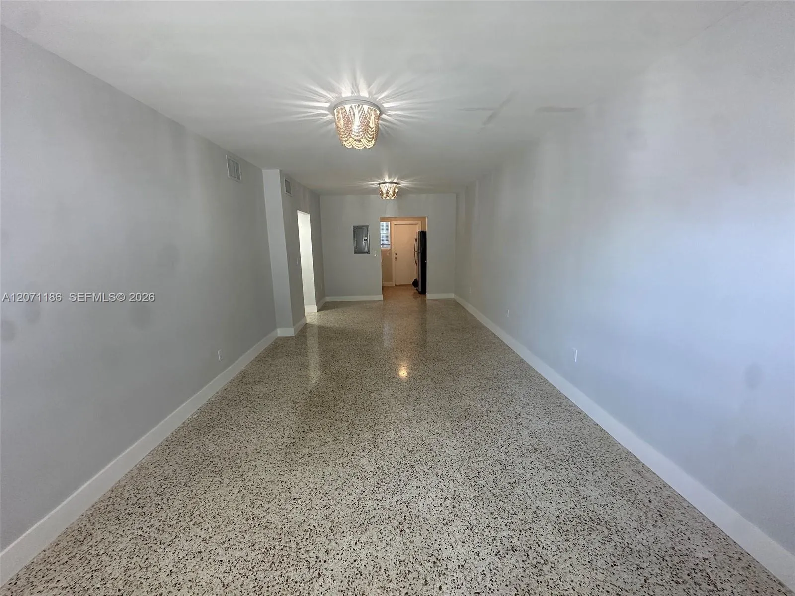 Foto de propiedad en 836 81st Street 4, Miami Beach, FL 33141 Miami Beach con MLS# 