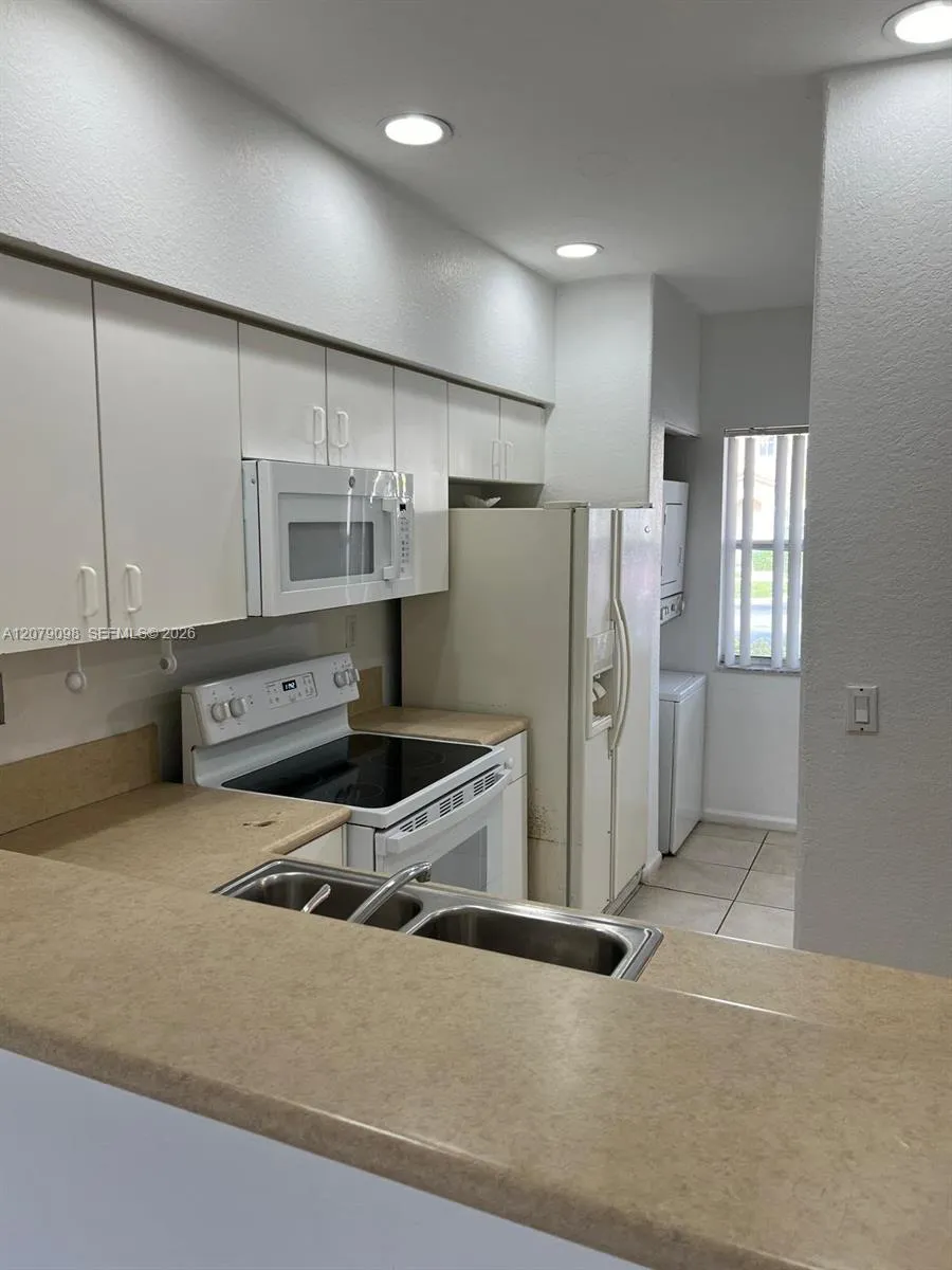 Foto de propiedad en 8382 SW 29th Street 104, Miramar, FL 33025 Miramar con MLS# 