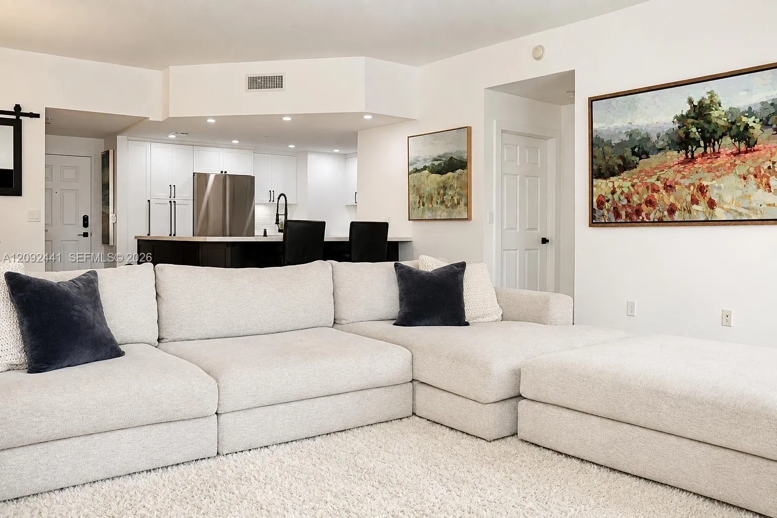 Foto de propiedad en 8390 SW 72nd Avenue 610, Miami, FL 33143 Miami con MLS# 