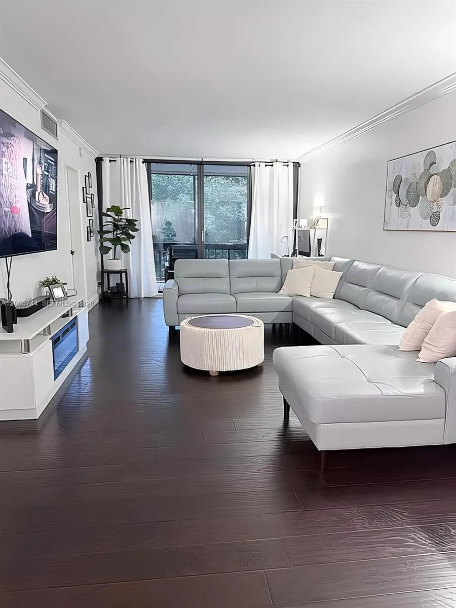 En Venta 8411 Forest Hills Drive 208, Coral Springs, FL 33065, Coral Springs, FL 33065