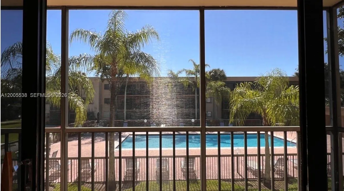 En Venta 8415 SW 107th Avenue 208W, Miami, FL 33173, Miami, FL 33173