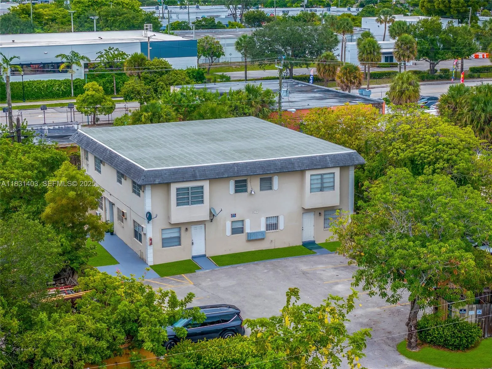 En Venta 842 NW 1st Avenue, Fort Lauderdale, FL 33311, Fort Lauderdale, FL 33311
