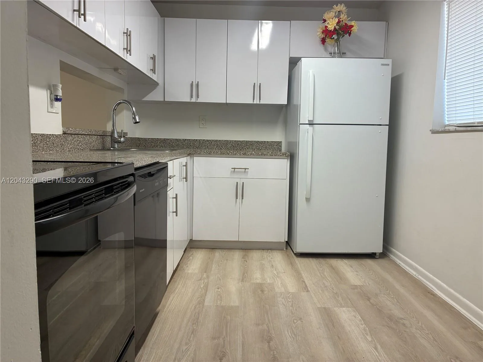Foto de propiedad en 8420 SW 133rd Ave Road 422, Miami, FL 33183 Miami con MLS#