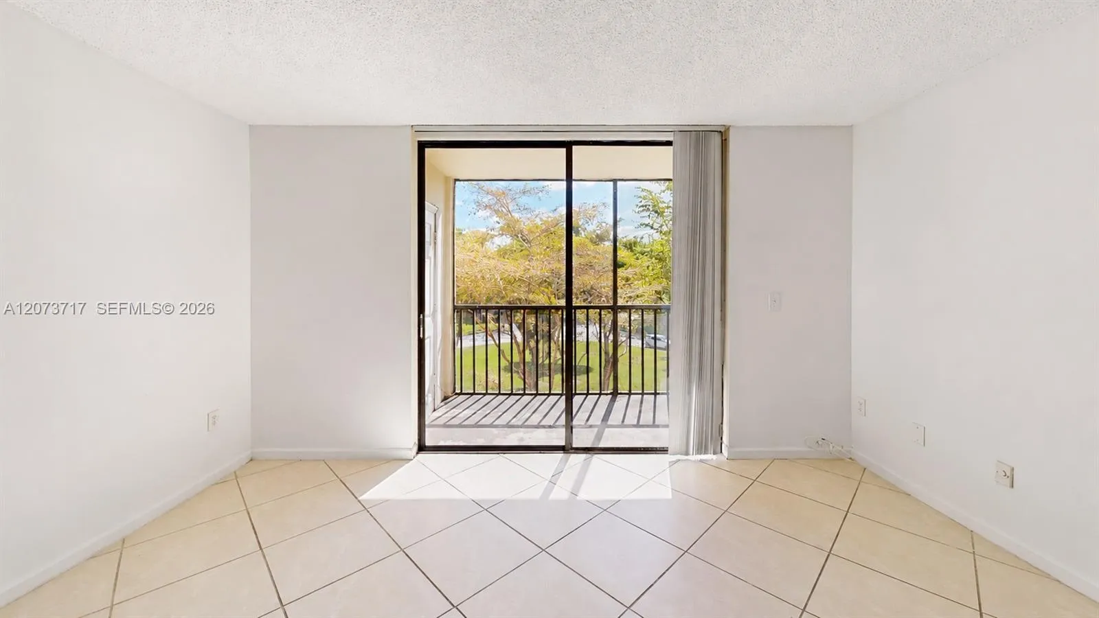 En Venta 8420 SW 133rd Ave Road 424, Miami, FL 33183, Miami, FL 33183