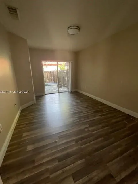 Foto de propiedad en 8420 SW 208th Terrace, Cutler Bay, FL 33189 Cutler Bay con MLS# 