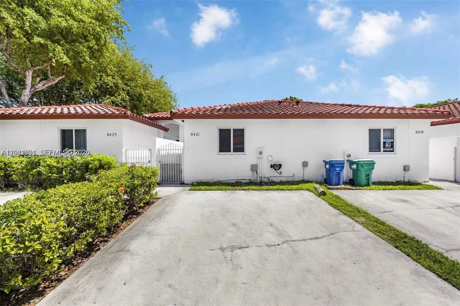 Foto de propiedad en 8421 SW 209th Street 8421, Cutler Bay, FL 33189 Cutler Bay con MLS# 