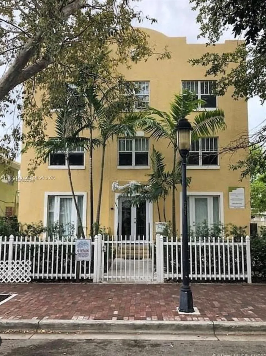 En Renta 843 SW 13th Avenue 305, Miami, FL 33135, Miami, FL 33135