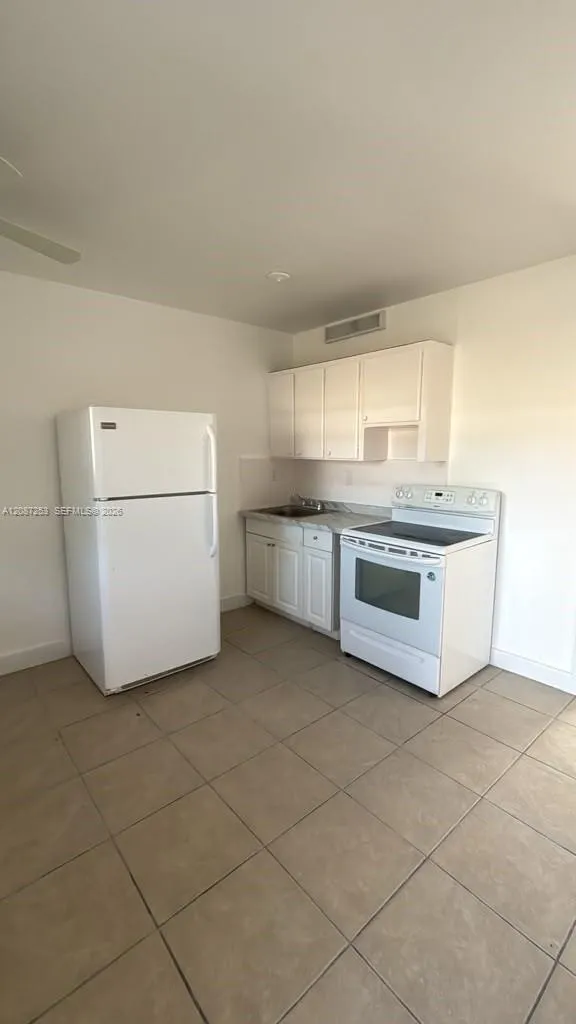 En Renta 8450 NE Miami Court 5, Miami, FL 33138, Miami, FL 33138