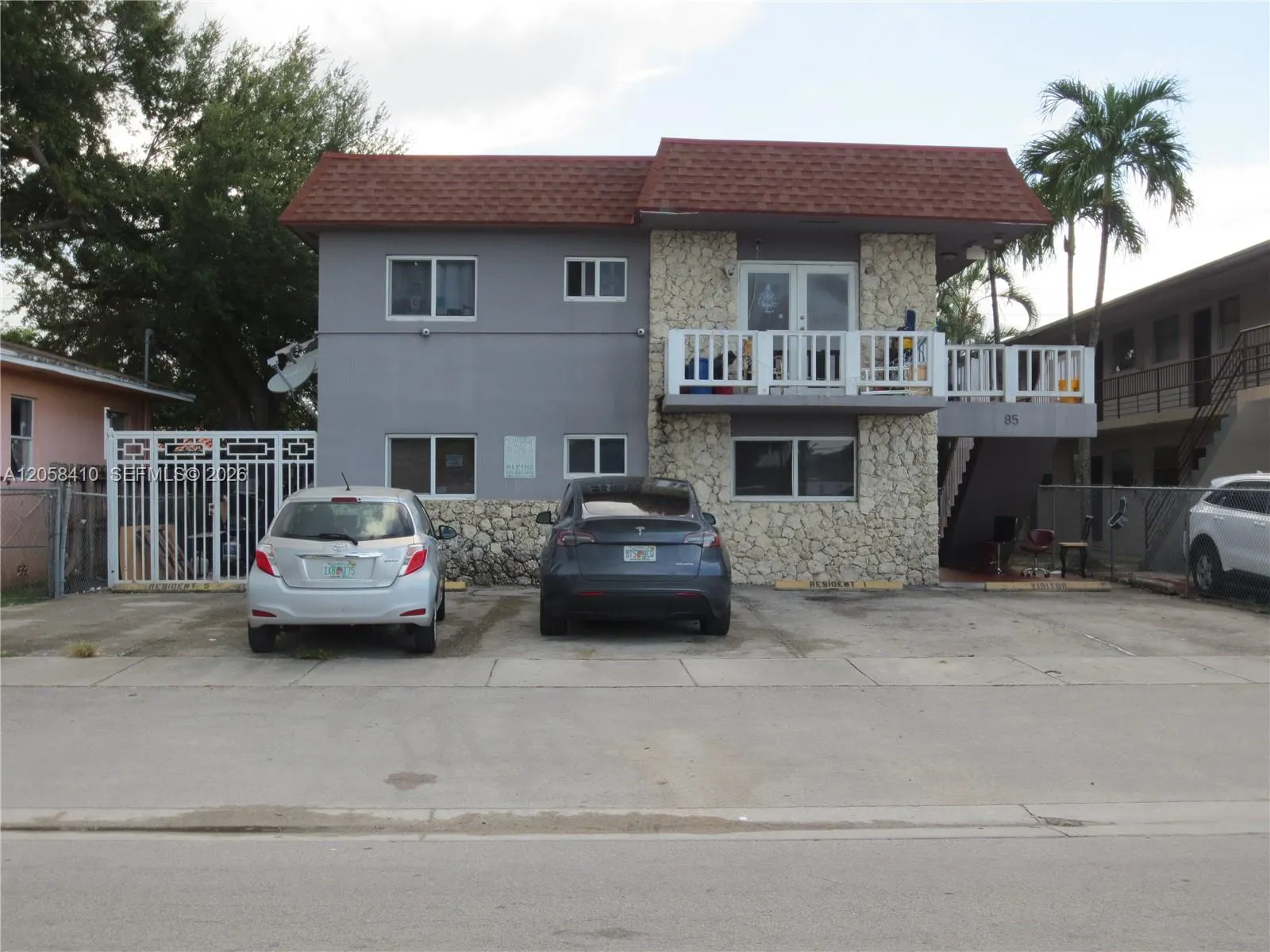 En Venta 85 W 28th Street, Hialeah, FL 33010, Hialeah, FL 33010