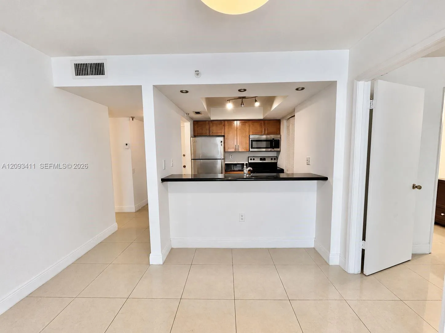 En Renta 850 N Miami Avenue W-2002, Miami, FL 33136, Miami, FL 33136