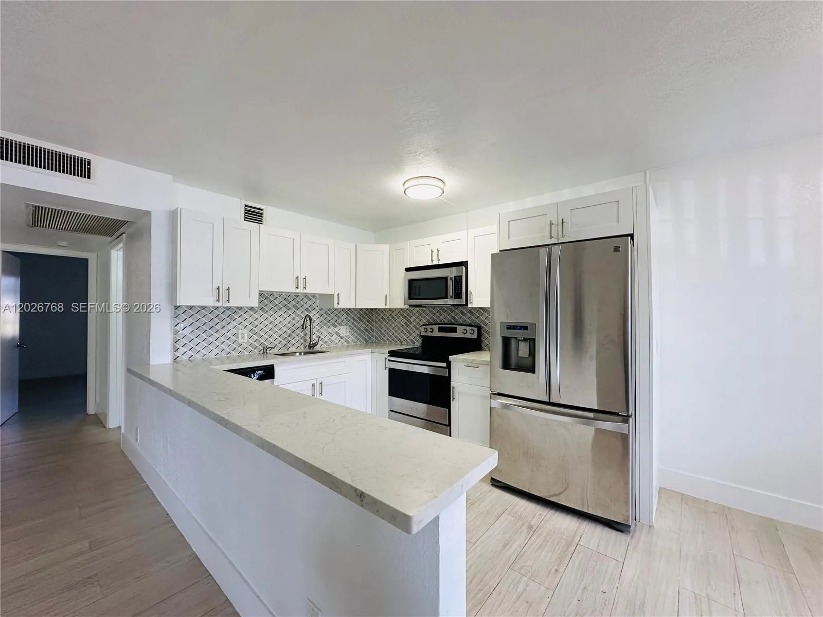 Alquilada 850 SW 133rd Terrace 105B, Pembroke Pines, FL 33027, Pembroke Pines, FL 33027