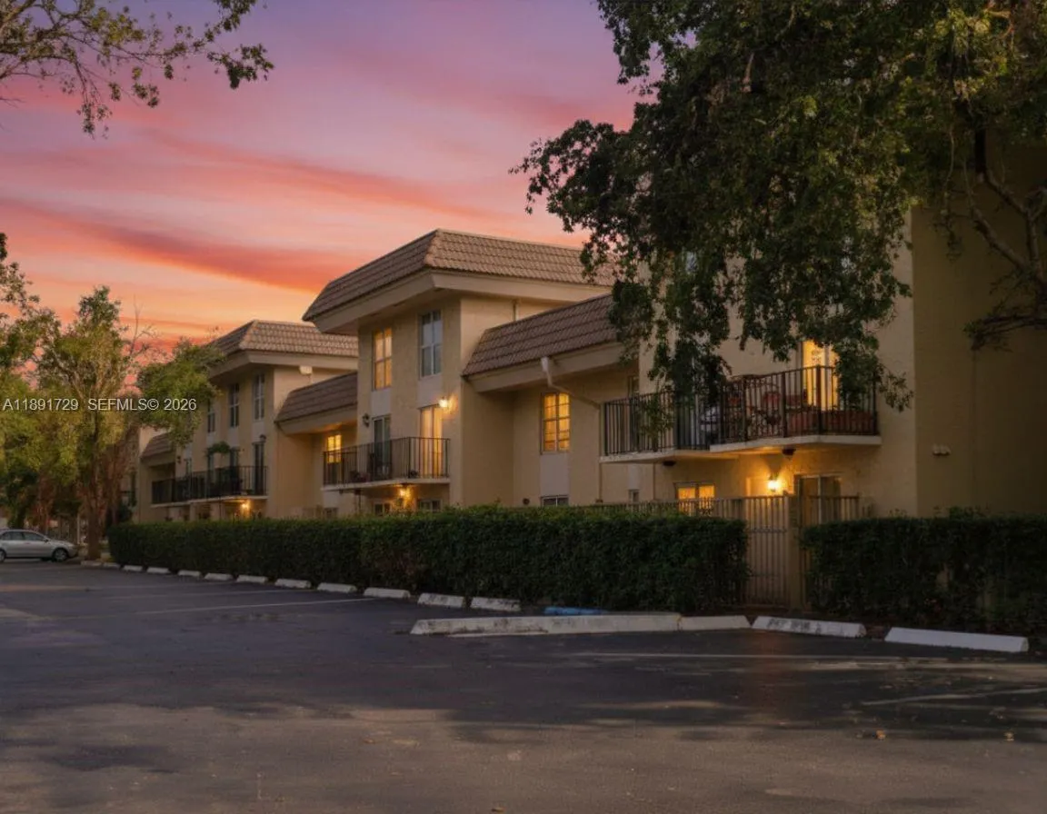 Vendido 8500 SW 109th Avenue 6207, Miami, FL 33173, Miami, FL 33173
