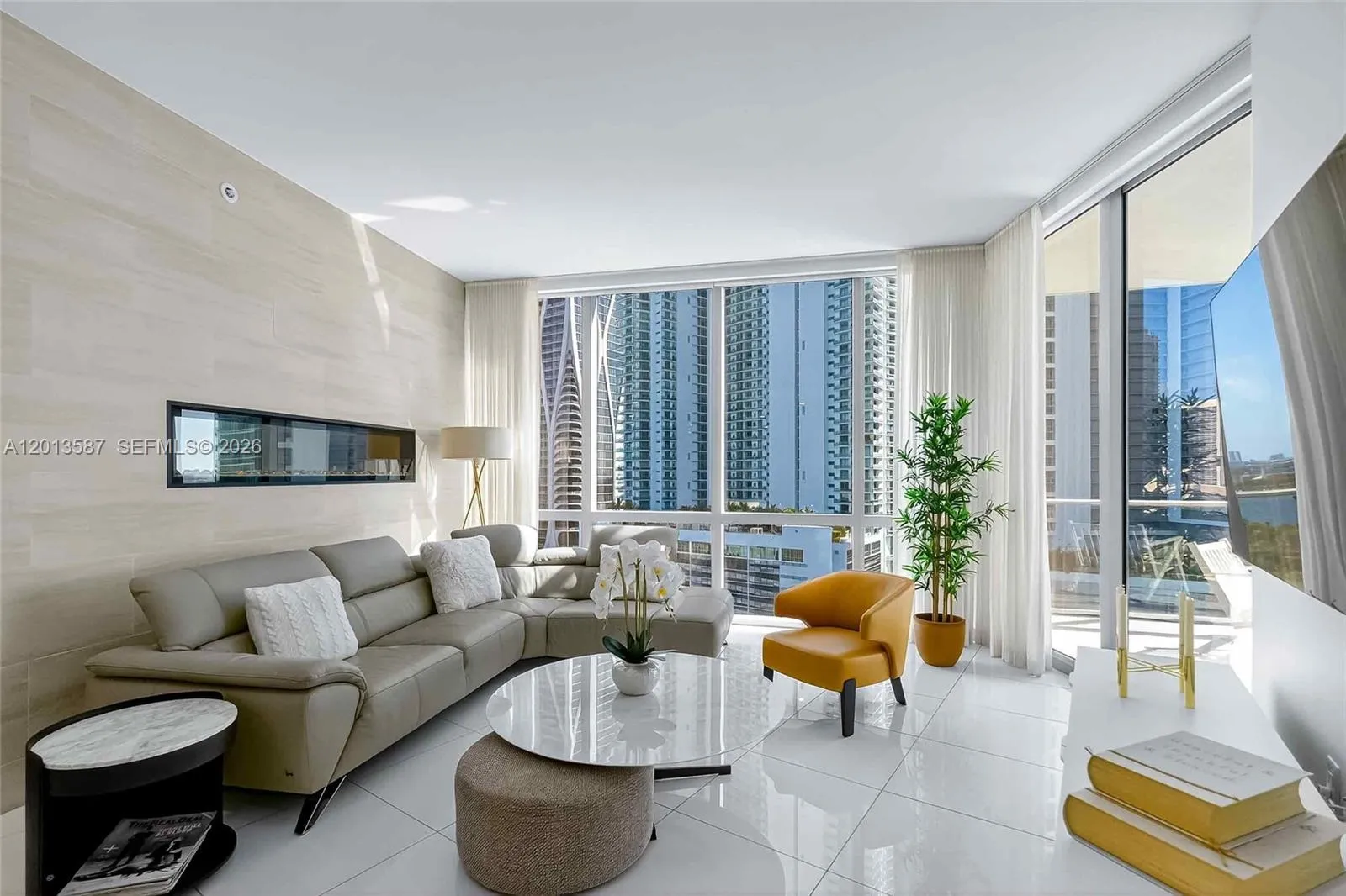 En Renta 851 NE 1st Avenue 1603, Miami, FL 33132, Miami, FL 33132