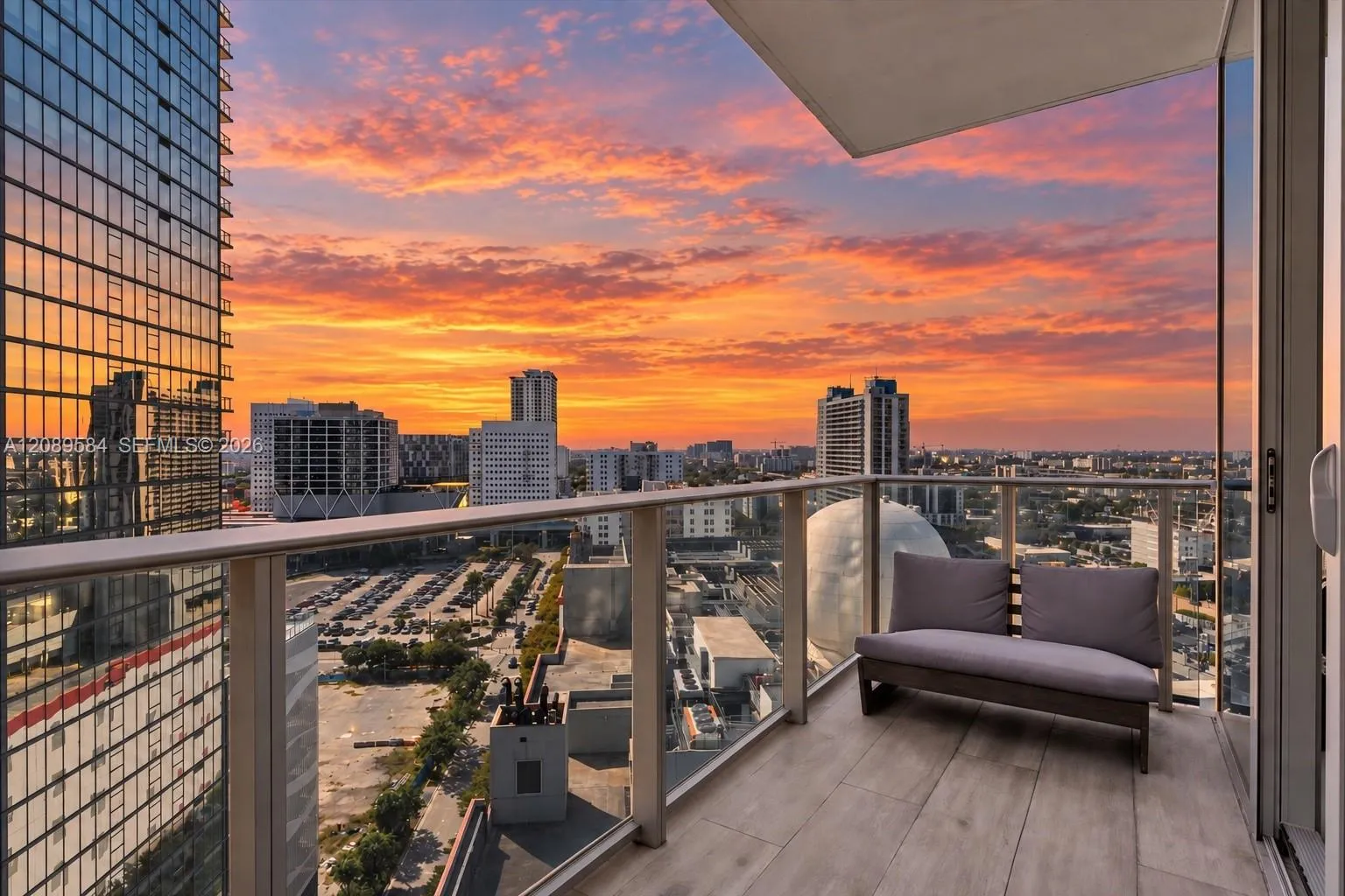 En Venta 851 NE 1st Avenue 1712, Miami, FL 33132, Miami, FL 33132