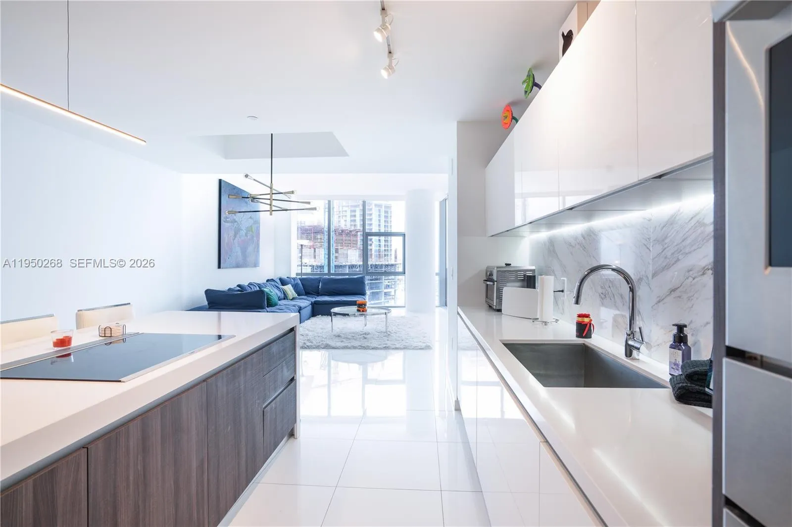 Foto de propiedad en 851 NE 1st Avenue 2101, Miami, FL 33132 Miami con MLS#