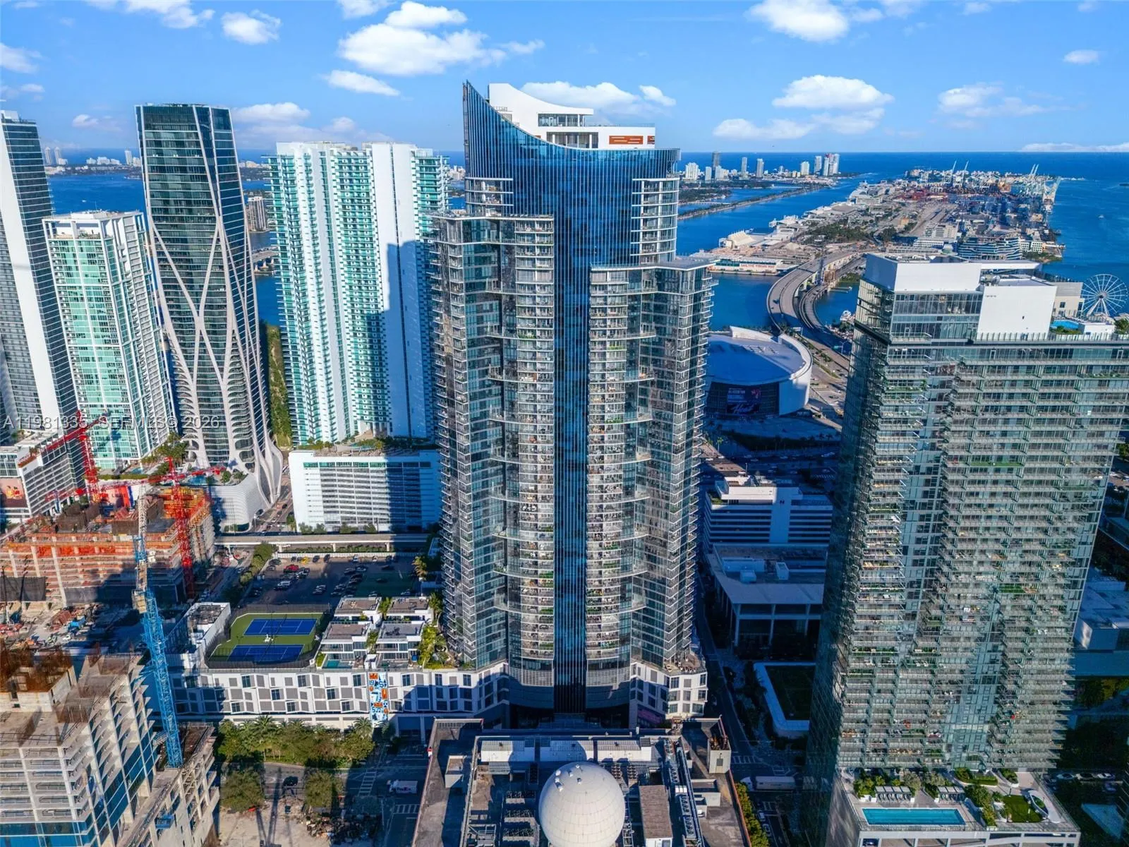 En Venta 851 NE 1st Avenue 2200, Miami, FL 33132, Miami, FL 33132