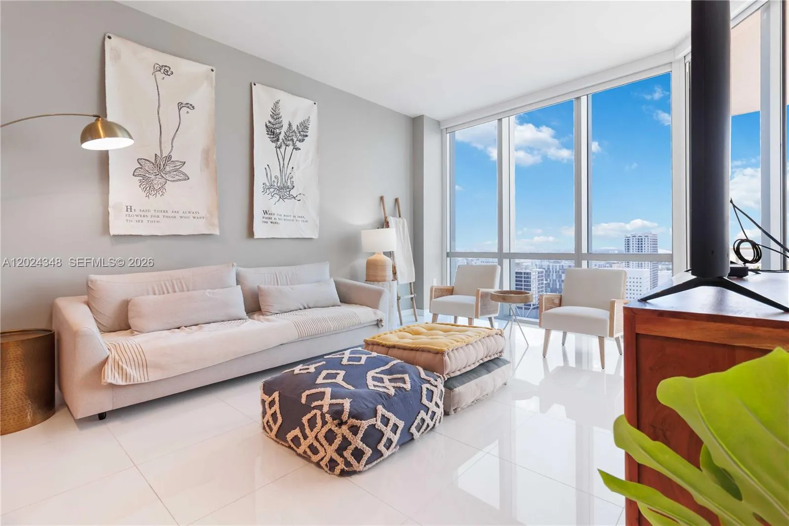 Vendido 851 NE 1st Avenue 3006, Miami, FL 33132, Miami, FL 33132
