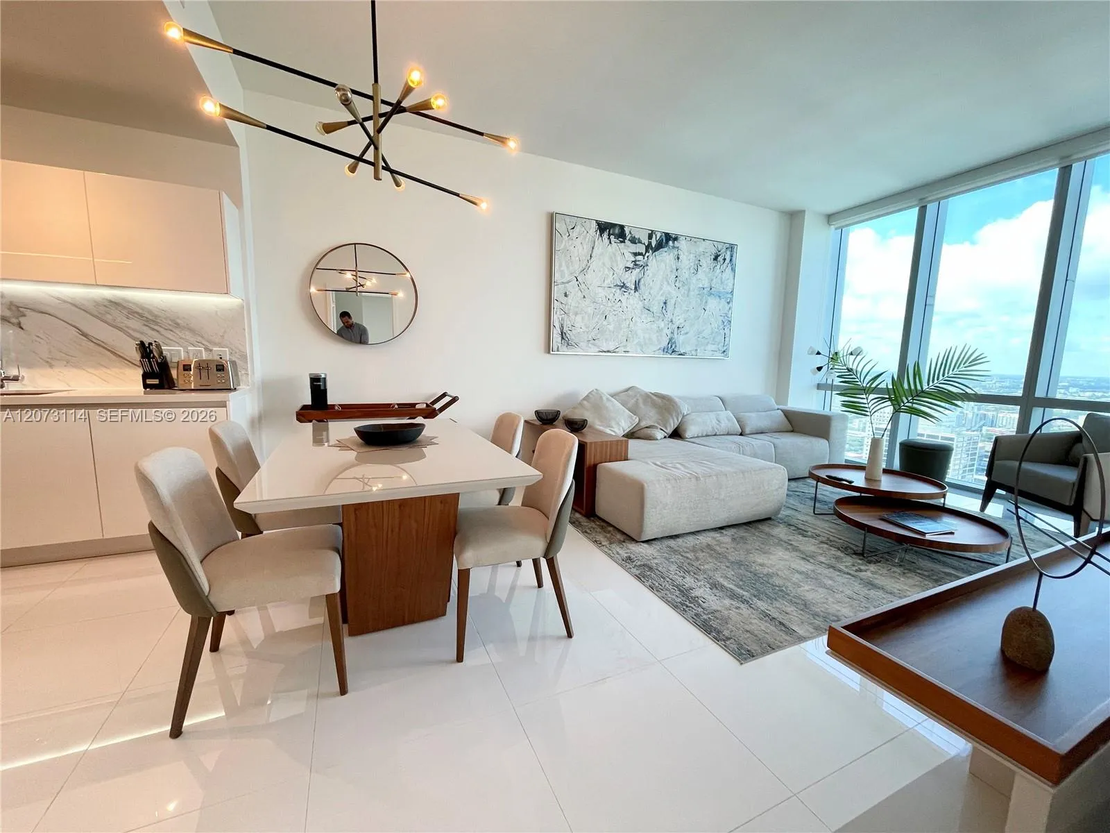 Foto de propiedad en 851 NE 1st Avenue 3606, Miami, FL 33132 Miami con MLS#