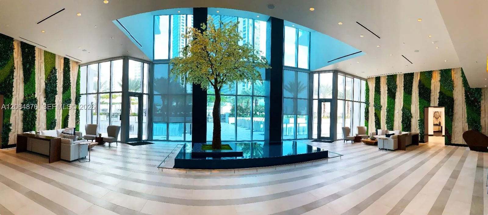 Foto de propiedad en 851 NE 1st Avenue 4006, Miami, FL 33132 Miami con MLS#