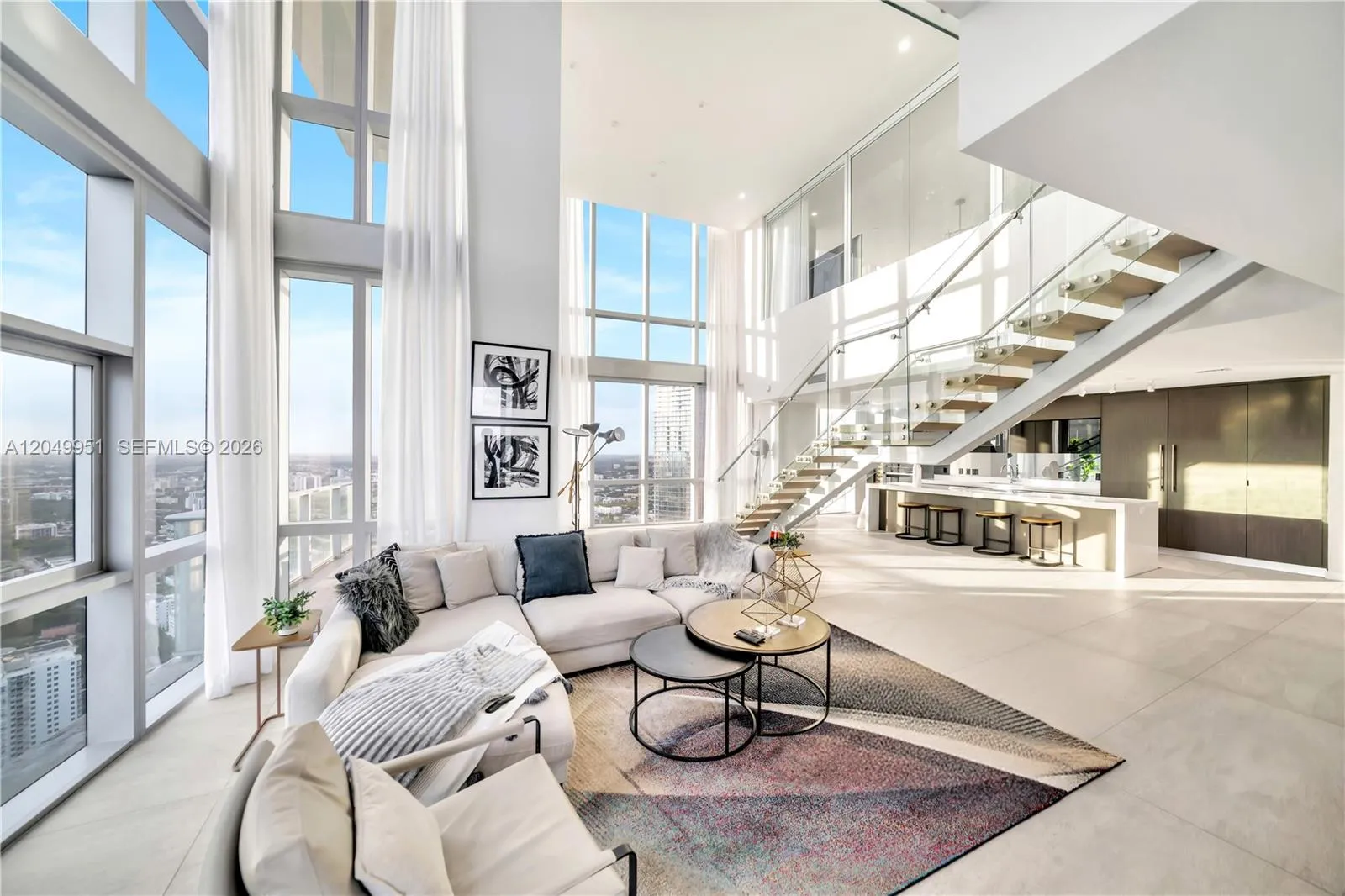 En Venta 851 NE 1st Avenue Penthouse 4612, Miami, FL 33132, Miami, FL 33132