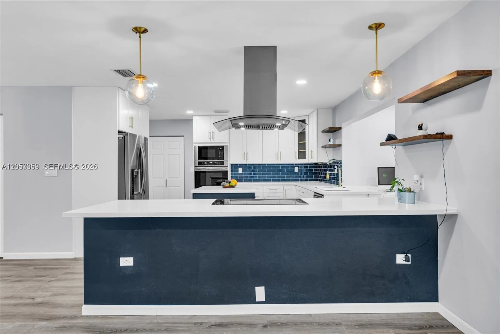 Foto de propiedad en 851 SW 49th Terrace 1, Margate, FL 33068 Margate con MLS# 