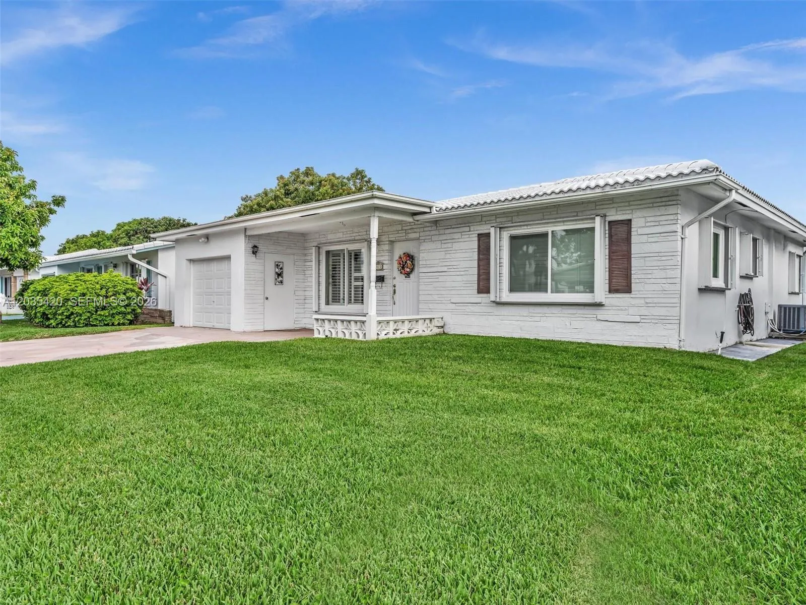 Vendido 8511 NW 59th Court, Tamarac, FL 33321, Tamarac, FL 33321