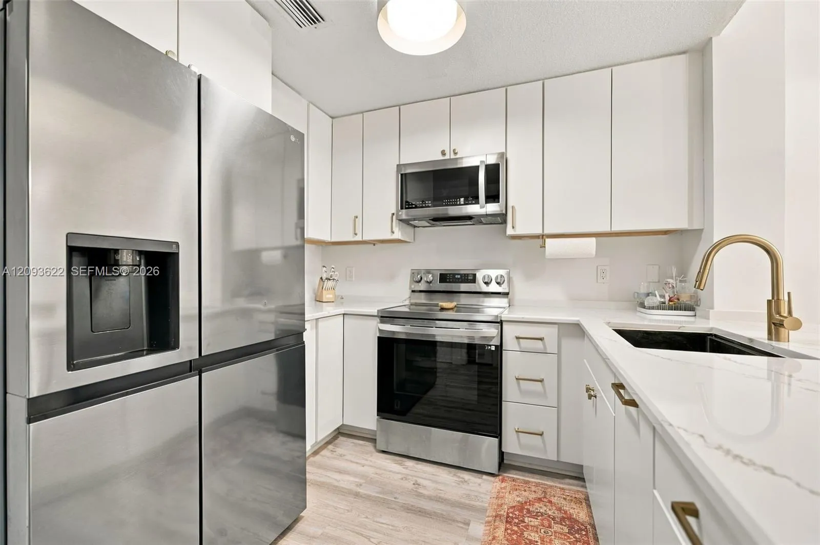 En Venta 8531 NW 139th Terrace 1406, Miami Lakes, FL 33016, Miami Lakes, FL 33016