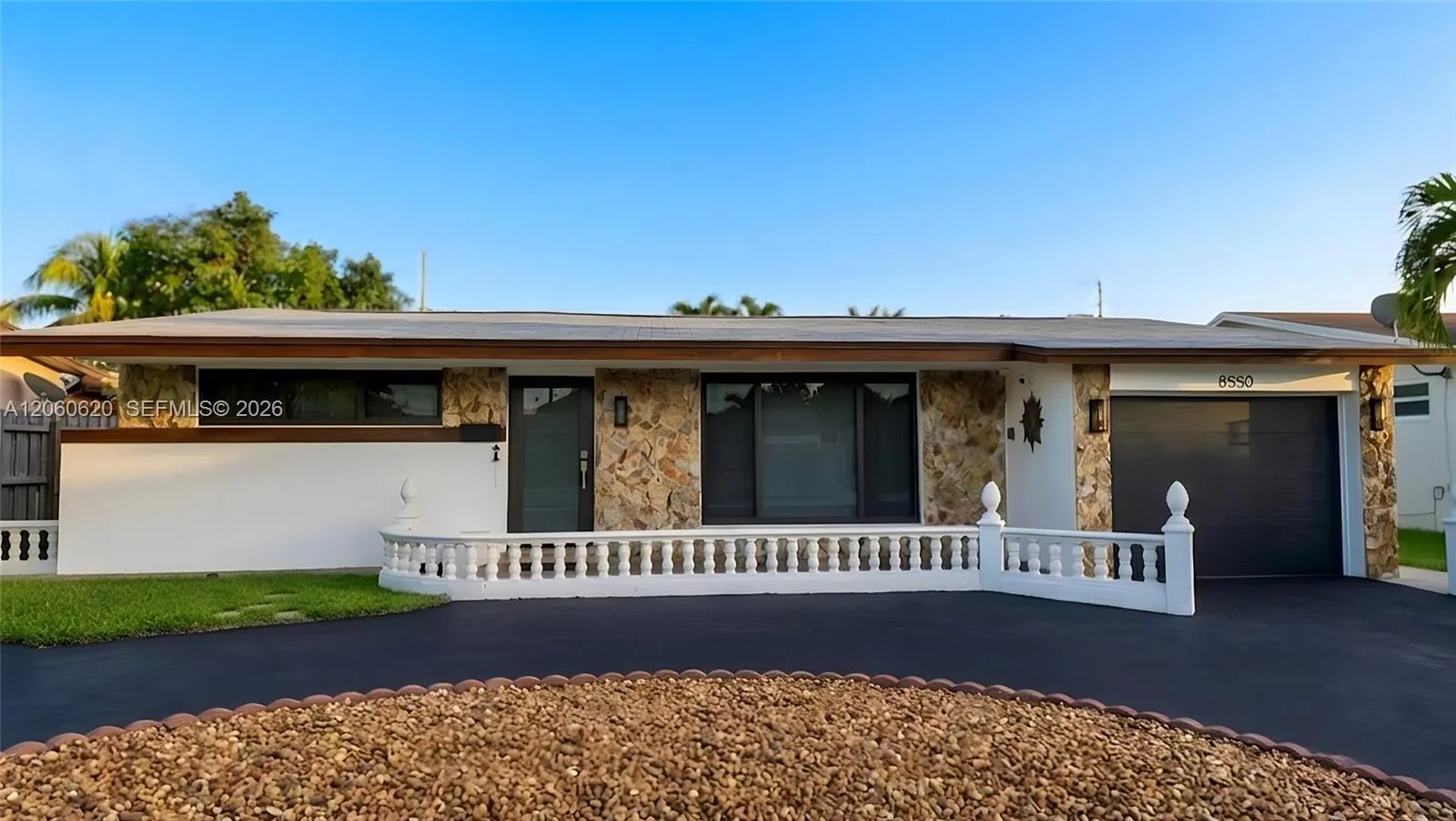Foto de propiedad en 8550 NW 26th Street, Sunrise, FL 33322 Sunrise con MLS# 