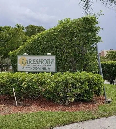 Foto de propiedad en 8600 N Sherman Circle 507, Miramar, FL 33025 Miramar con MLS# 