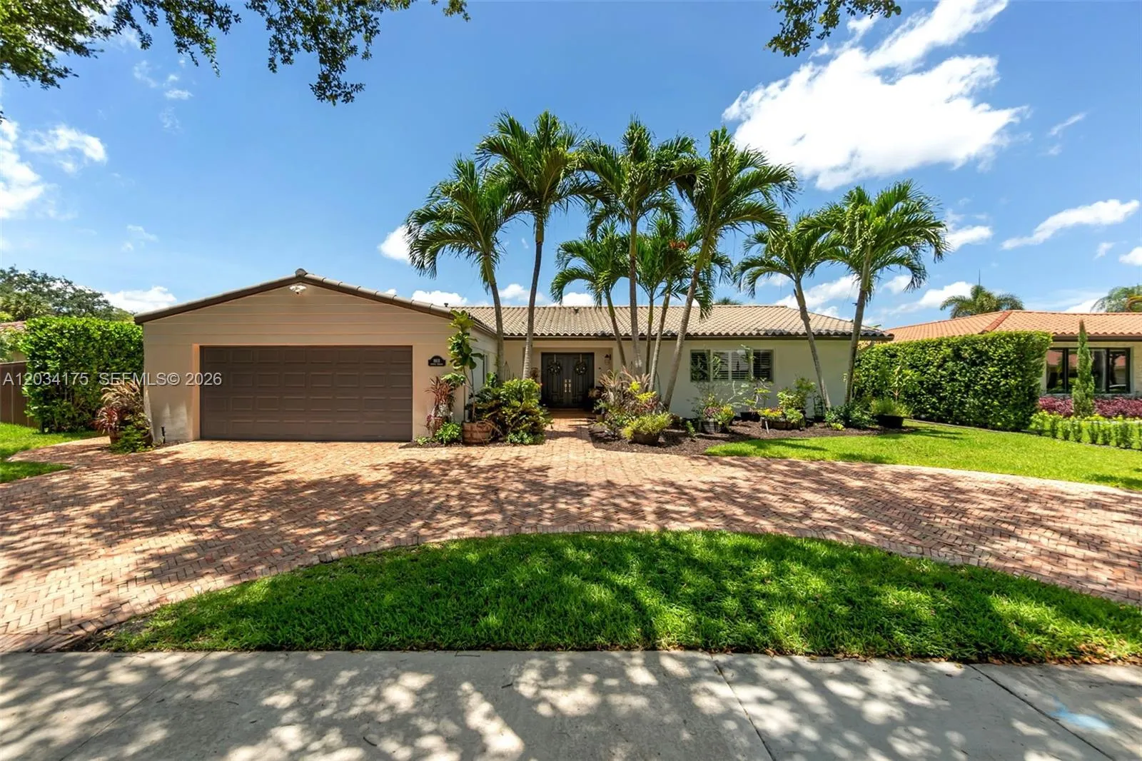 Vendido 8601 Dundee Terrace, Miami Lakes, FL 33016, Miami Lakes, FL 33016