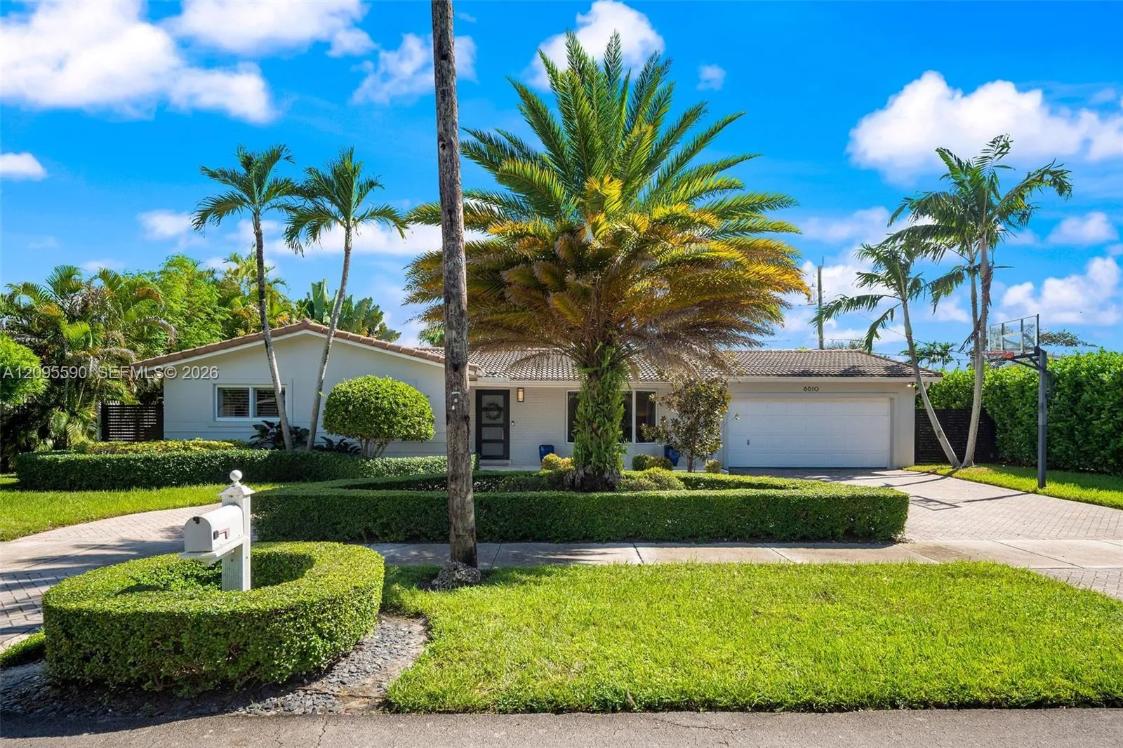 En Venta 8610 SW 47th Street, Miami, FL 33155, Miami, FL 33155