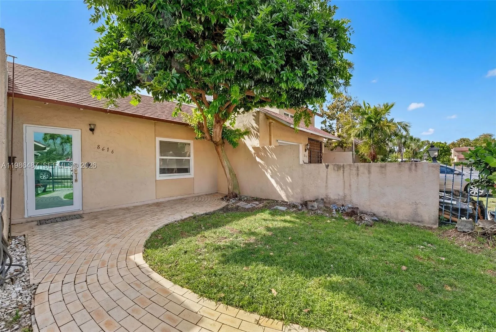 Vendido 8616 SW 103rd Avenue, Miami, FL 33173, Miami, FL 33173