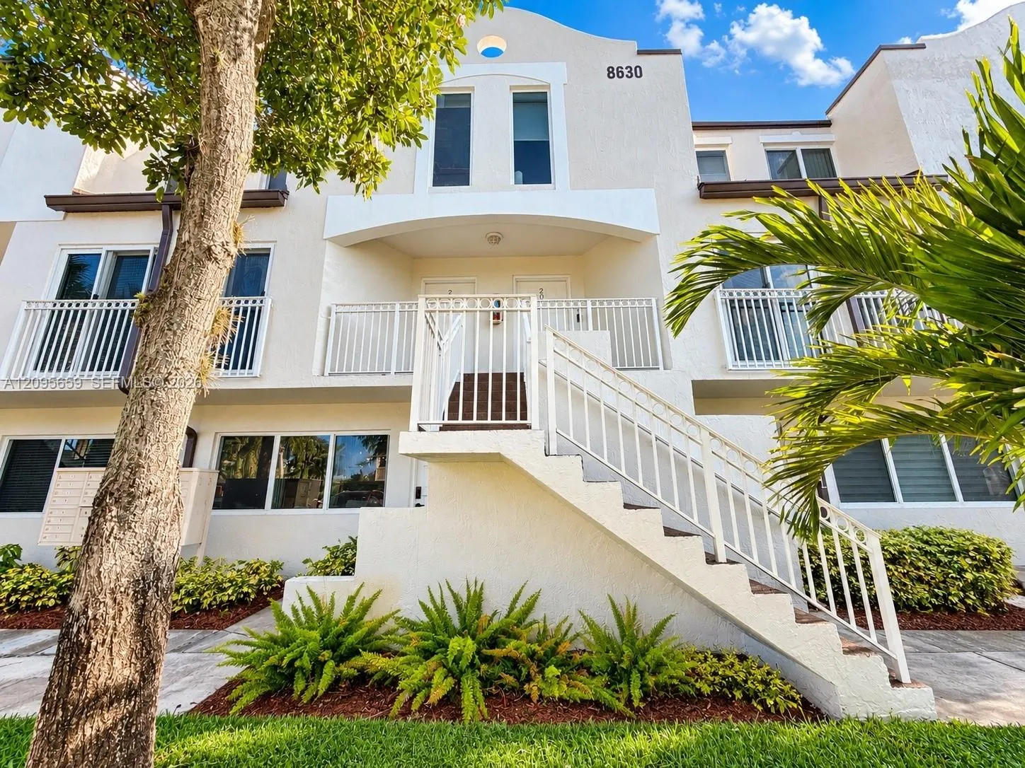 En Venta 8630 NW 5th Terrace 16-208, Miami, FL 33126, Miami, FL 33126