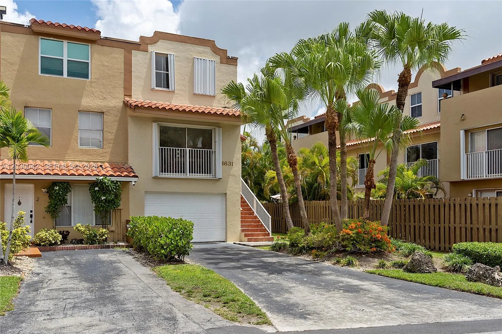 Foto de propiedad en 8631 NW 4th Terrace 1001, Miami, FL 33126 Miami con MLS# 