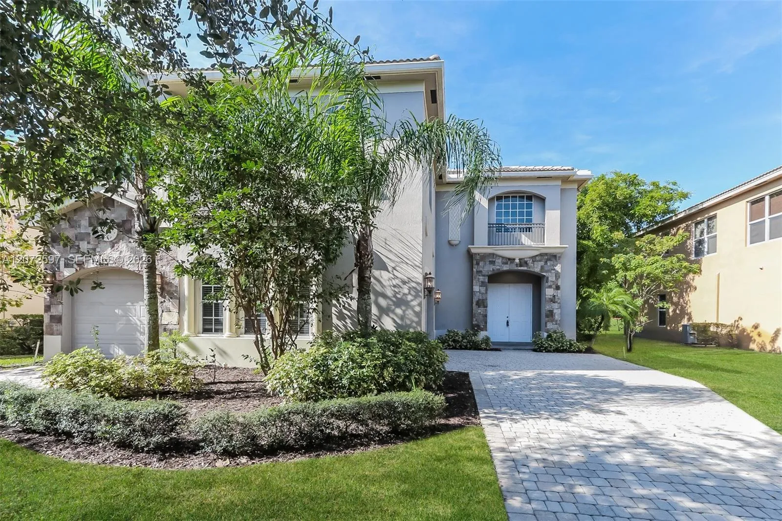 Foto de propiedad en 8636 Cobblestone Point Circle, Boynton Beach, FL 33472 Boynton Beach con MLS# 